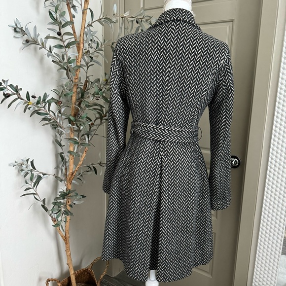 Express coat black and white - Picture 6 of 8